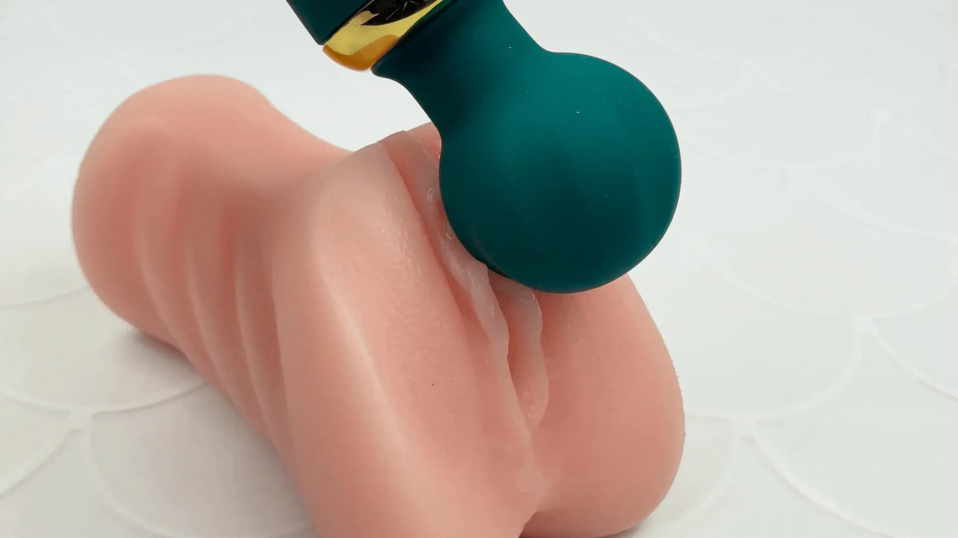 Delight Duo Dual-Ended Wand Massager - Image 11